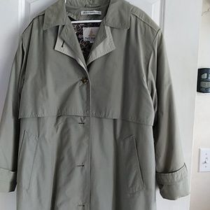 Women coat size 12